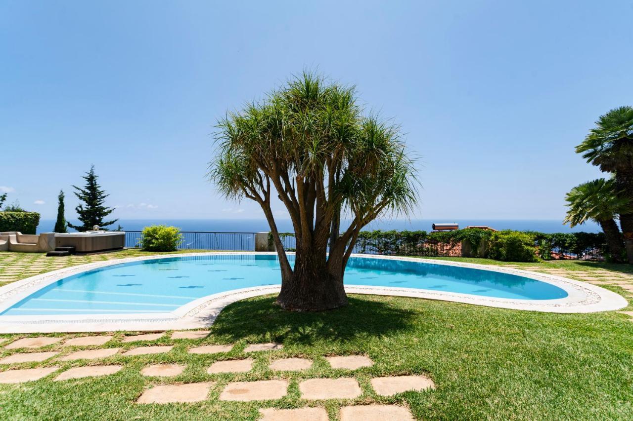 Vila Eucalipto By An Island Apart フンシャル エクステリア 写真
